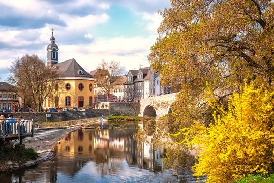 Wetzlar an der Lahn im goldenen Sonnenlicht