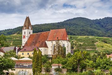 Fototapeta na wymiar Church of St. Maurice, Spitz, Austria