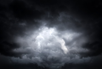 Obraz premium Dramatic Clouds Background