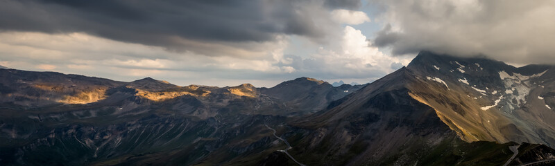 Naklejka na ściany i meble Panorama of the Alps in sunset