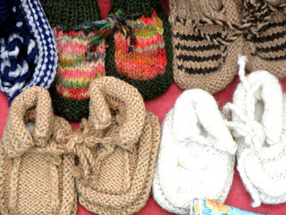 Socks / Knitted baby socks on the market in Tbilisi (Georgia)