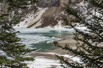 Lake Louise is a hamlet in Banff National Park in the Canadian Rockies, known for its turquoise, glacier-fed lake ringed by high peaks and overlooked by a stately chateau.