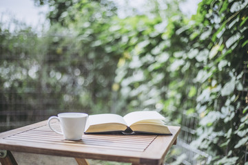 読書イメージ