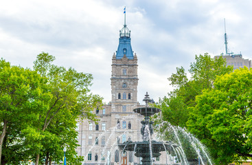 Quebec parliament and fountain in Quebec city