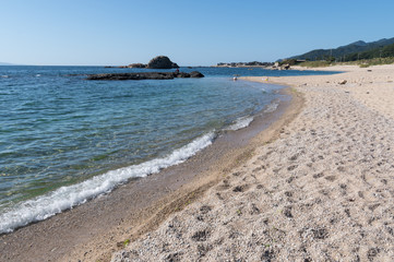 澄み渡る空と日本海　新潟県