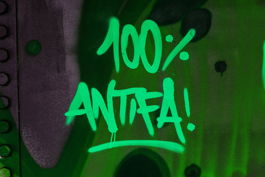 100% Antifa Graffito