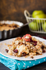 Apple crumble with dried cranberries