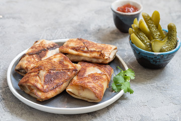 Crepes with ham and cheese