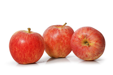 pomme rouge sur fond blanc