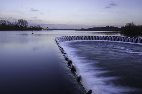 Lippesee nach Sonnenuntergang, Paderborn, Deutschland