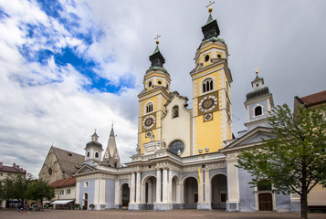 Fototapeta na wymiar Cathedral of Santa Maria Assunta in Brixen, Italy