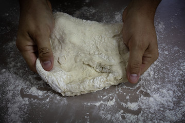 préparation de pâte (pizza, pain...)