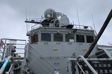 The wheelhouse of a battleship © yanggiri
