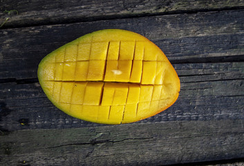 Сочное свежее манго