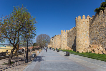 Fototapeta na wymiar Boulevard along the old city walls of Avila, Spain