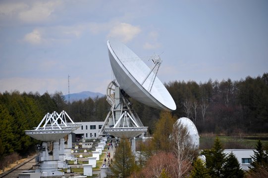 野辺山宇宙電波観測所（電波望遠鏡）