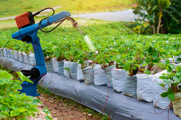 Agricultural machinery robots mechanical arm working technology.