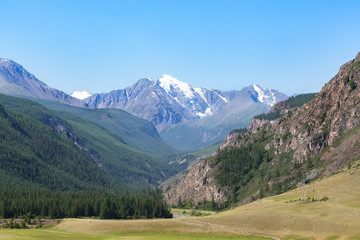 Fototapeta na wymiar Mountain landscape in Altai
