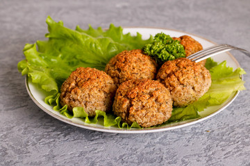 vegetarian meatballs on a plate