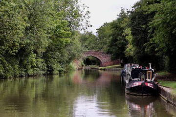 canal water ways and bridges over the oxford canal at the braunston juntion
