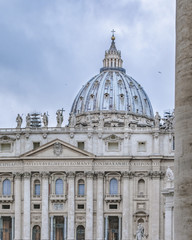 Fototapeta na wymiar Saint Peters Basilica, Rome, Italy