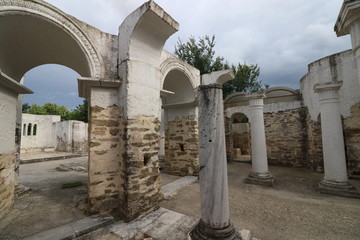 Obraz premium Ruins of Round (Golden) Church of St. John near The capital city of the First Bulgarian Empire Great Preslav (Veliki Preslav), Bulgaria