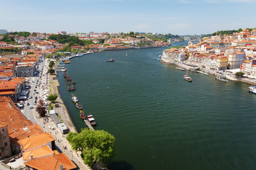 Fototapeta na wymiar Old Porto
