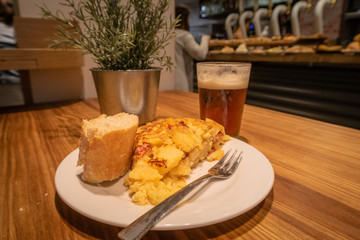 Pintxo o tapa de tortilla de patatas