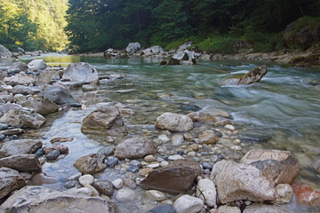 Triftsteig Tiefenbachklamm entlang der Brandenburger Ache in Tirol