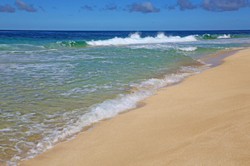 Fototapeta na wymiar On Pacific ocean - Hawaii