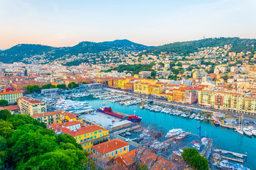Luchtfoto van de haven van Nice, Frankrijk