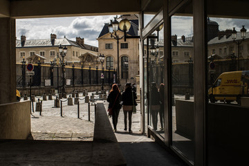 Fototapeta premium Parisian Reflection