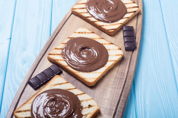 nut nougat cream sandwich