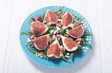 Figs autumn salad
