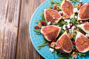 Figs autumn salad