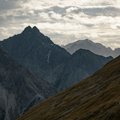 Obraz premium Wandern gegenüber vom Falschkogel auf dem Maldongrad