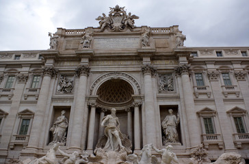 Fototapeta na wymiar fontaine de trevi, Rome, Italie