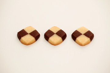チョコレート バター クッキー ビスケット 白背景