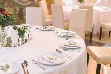 restaurant table set