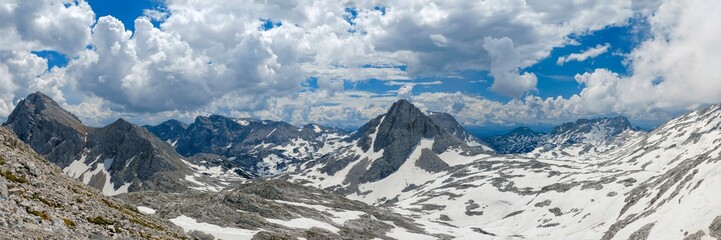 Fototapeta premium Panorama im Toten Gebirge