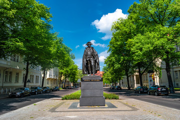 Monument of American general Baron von Steuben in downtown of Magdeburg, Germany - obrazy, fototapety, plakaty