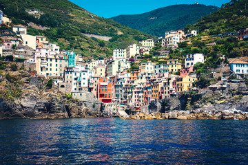 Naklejka premium Scenic view of colorful village Riomaggiore.