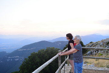 Naklejka premium excursion mother and daughter