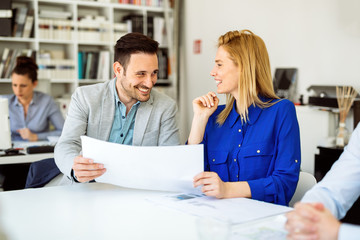 Obraz premium Coworkers working on project together