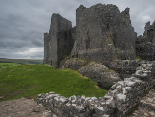Fototapeta na wymiar Carreg Cennen Castle, Wales, UK