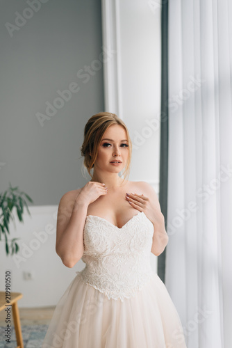 Anna falchi naked Trina xxx photos cellphone
