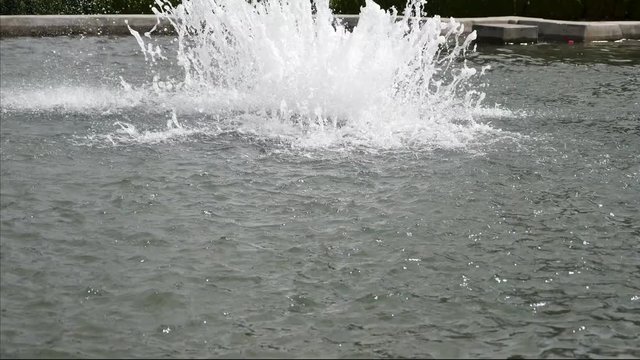 Water fountain splash
