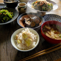 伝統的な日本の朝ごはん　和食　