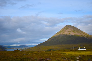 Obraz premium Welcome to Sligachan, one of the most beautiful and unique locations on the Isle of Skye and indeed in the whole of Scotland. Isle of Skye, Highland, Scotland, United Kingdom