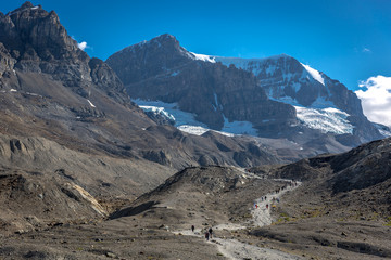 Banff National Park, Canada - Ago 15th 2017 - Tourists and locals walking to the Saskatchewan Glacier during the summer at the Banff National Park, Canada